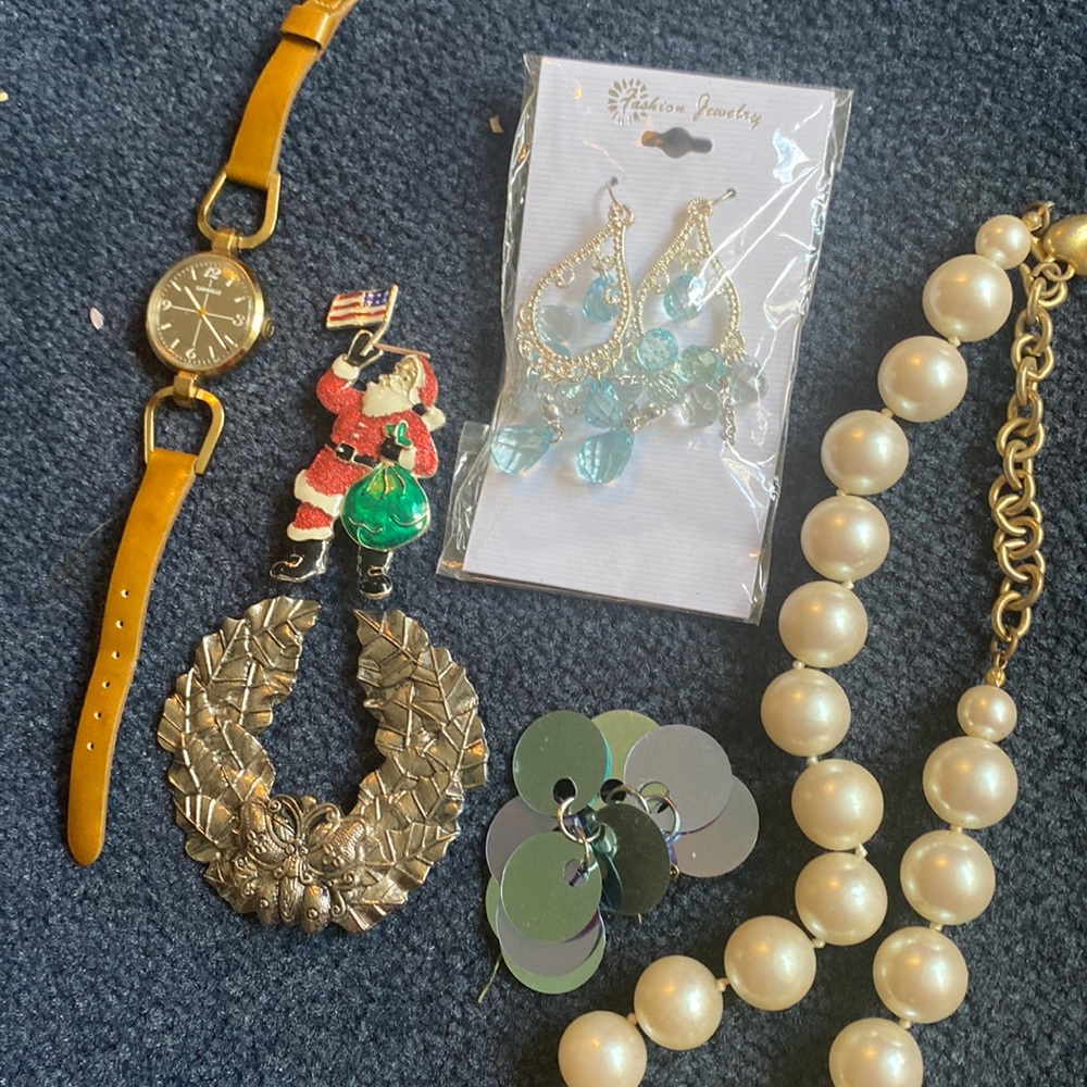 Bunch of jewelry